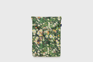13/14" Puffy Laptop Sleeve [Daisy] Bags & Wallets [Accessories] BAGGU    Deadstock General Store, Manchester