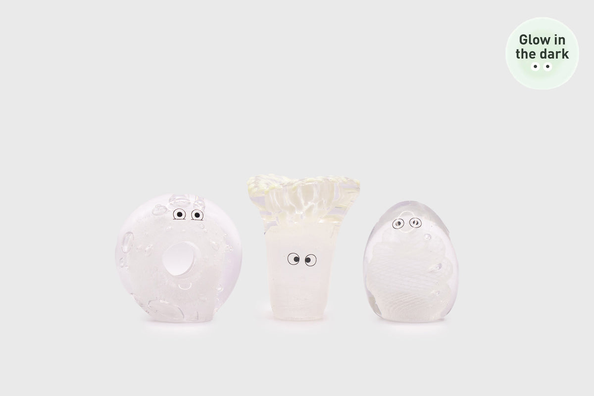 Crystal Blob Glowing | Studio Arhoj