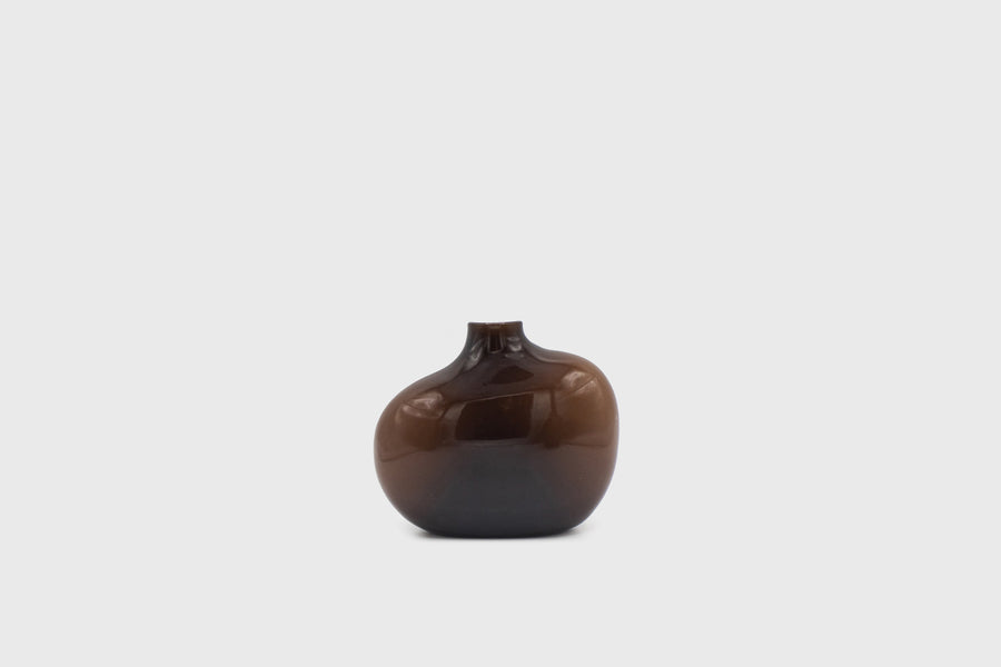 SACCO Vase [Brown] Plants & Pots [Homeware] KINTO 01 [Short]   Deadstock General Store, Manchester