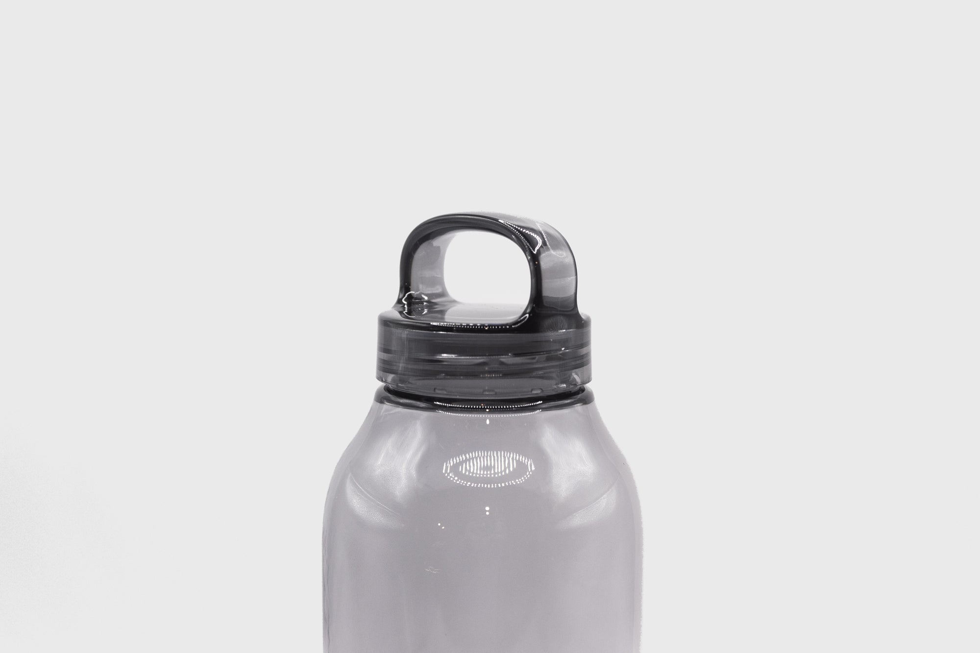 http://bindlestore.com/cdn/shop/products/KINTO-Water-Bottle-Smoke-2.jpg?v=1695987860