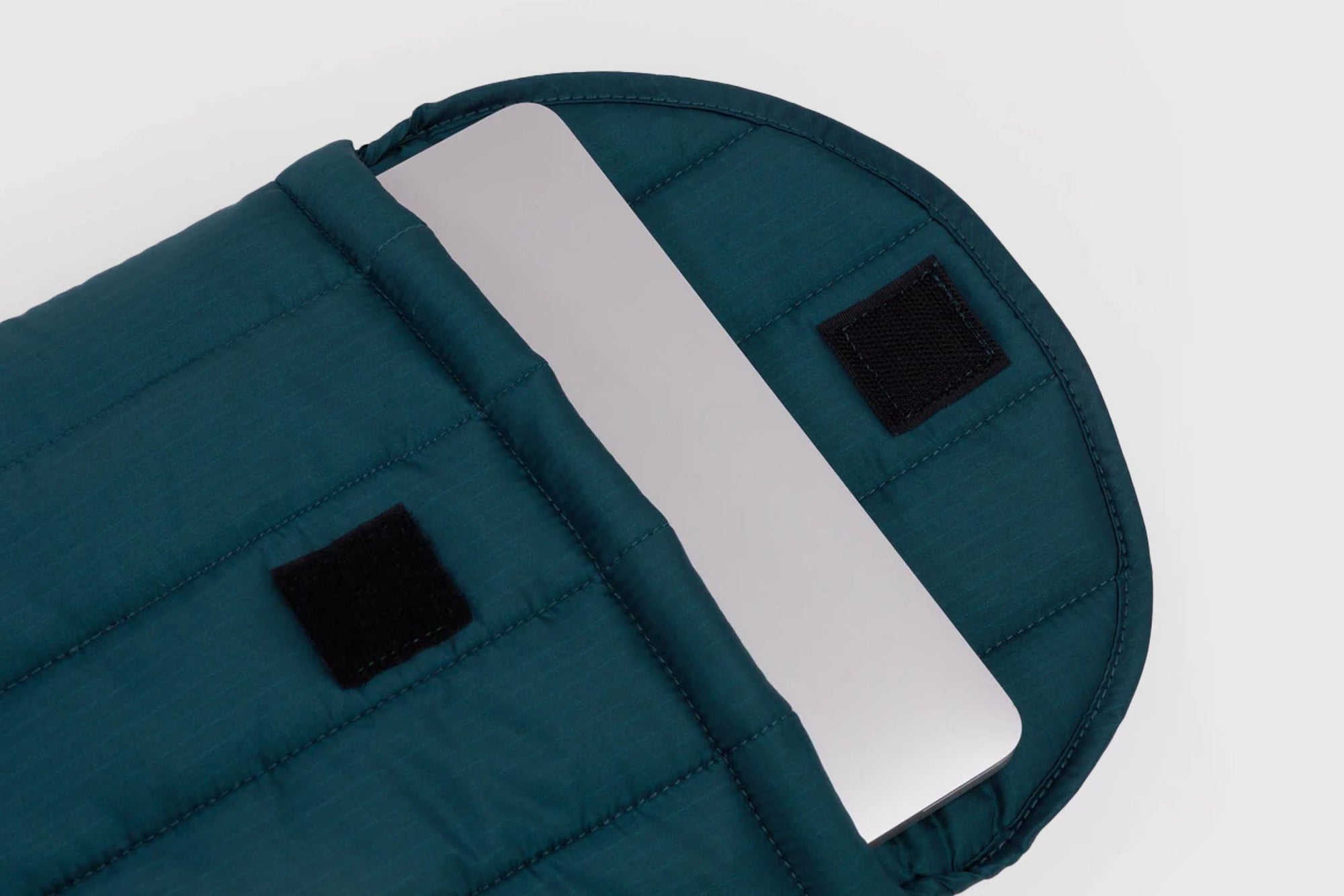 BAGGU - 13/14 Puffy Laptop Sleeve [Deep Sea] - BindleStore.