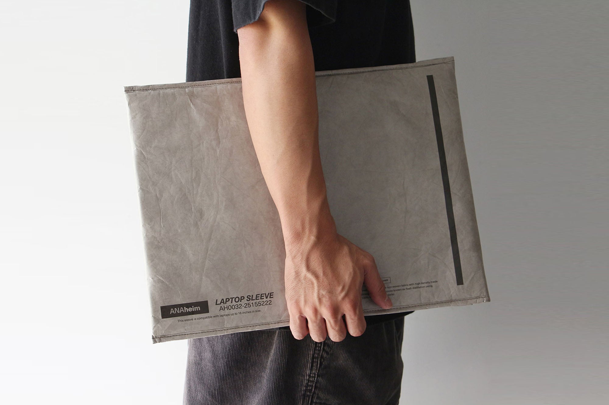ANAheim - 16" TYVEK® Laptop Sleeve [Grey] - BindleStore.