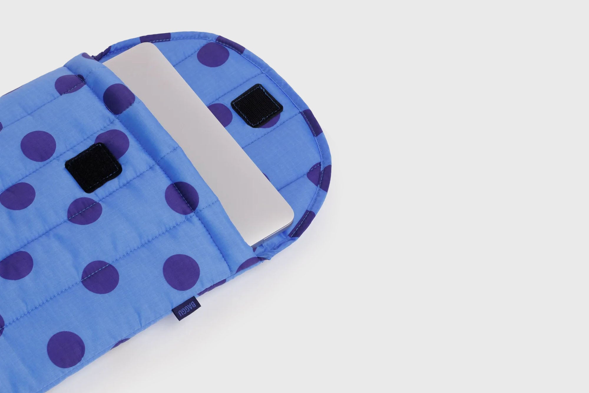 16" Puffy Laptop Sleeve [Blue Polka Dot]
