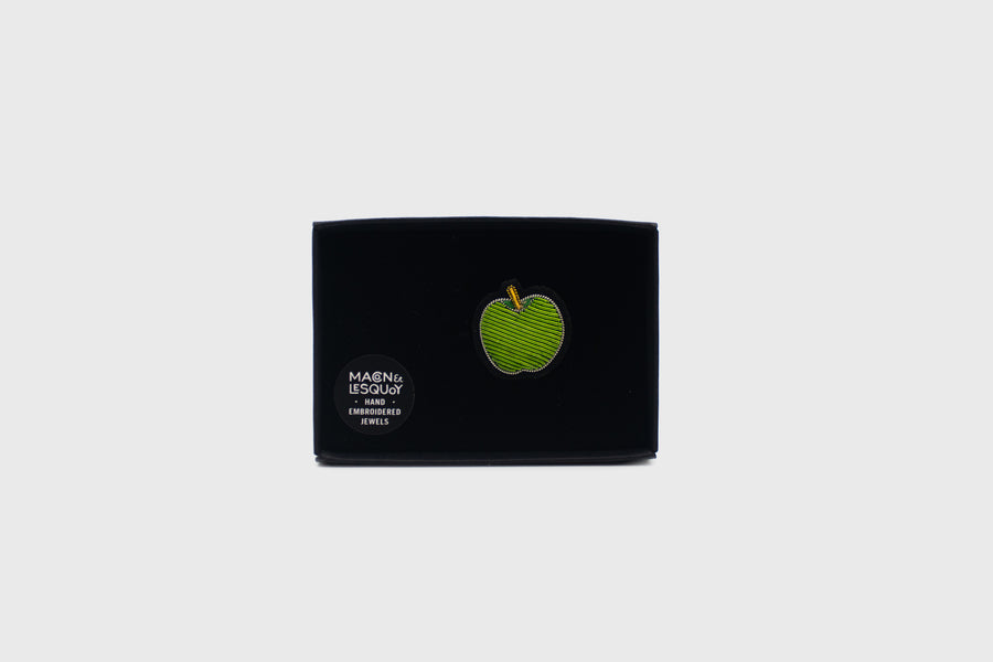 Macon et Lesquoy Hand Embroidered Green Apple Brooch in box – BindleStore. (Deadstock General Store, Manchester)