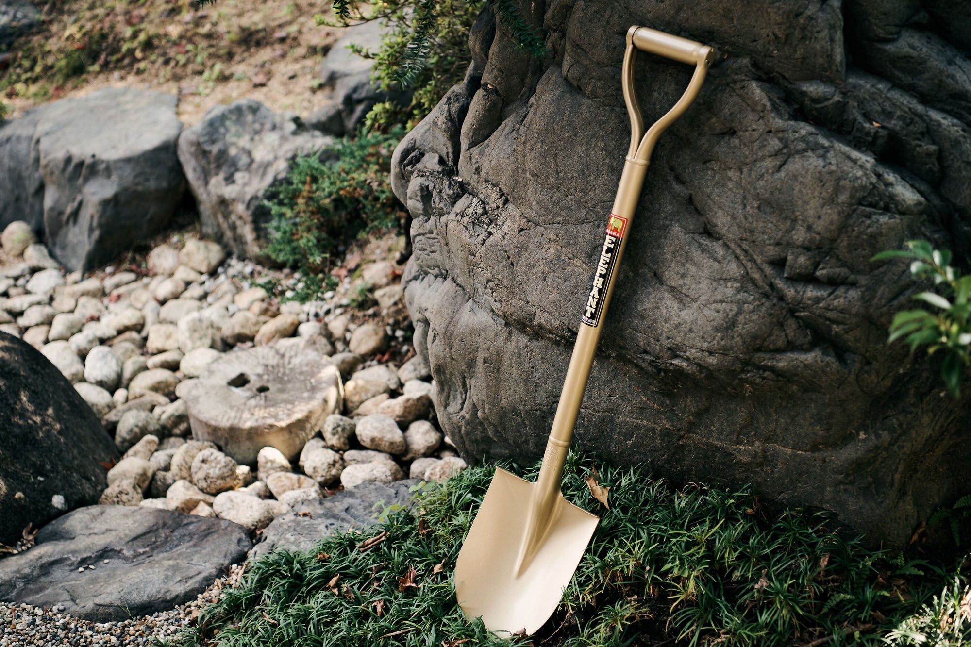 Niwaki - Golden Spade - BindleStore.