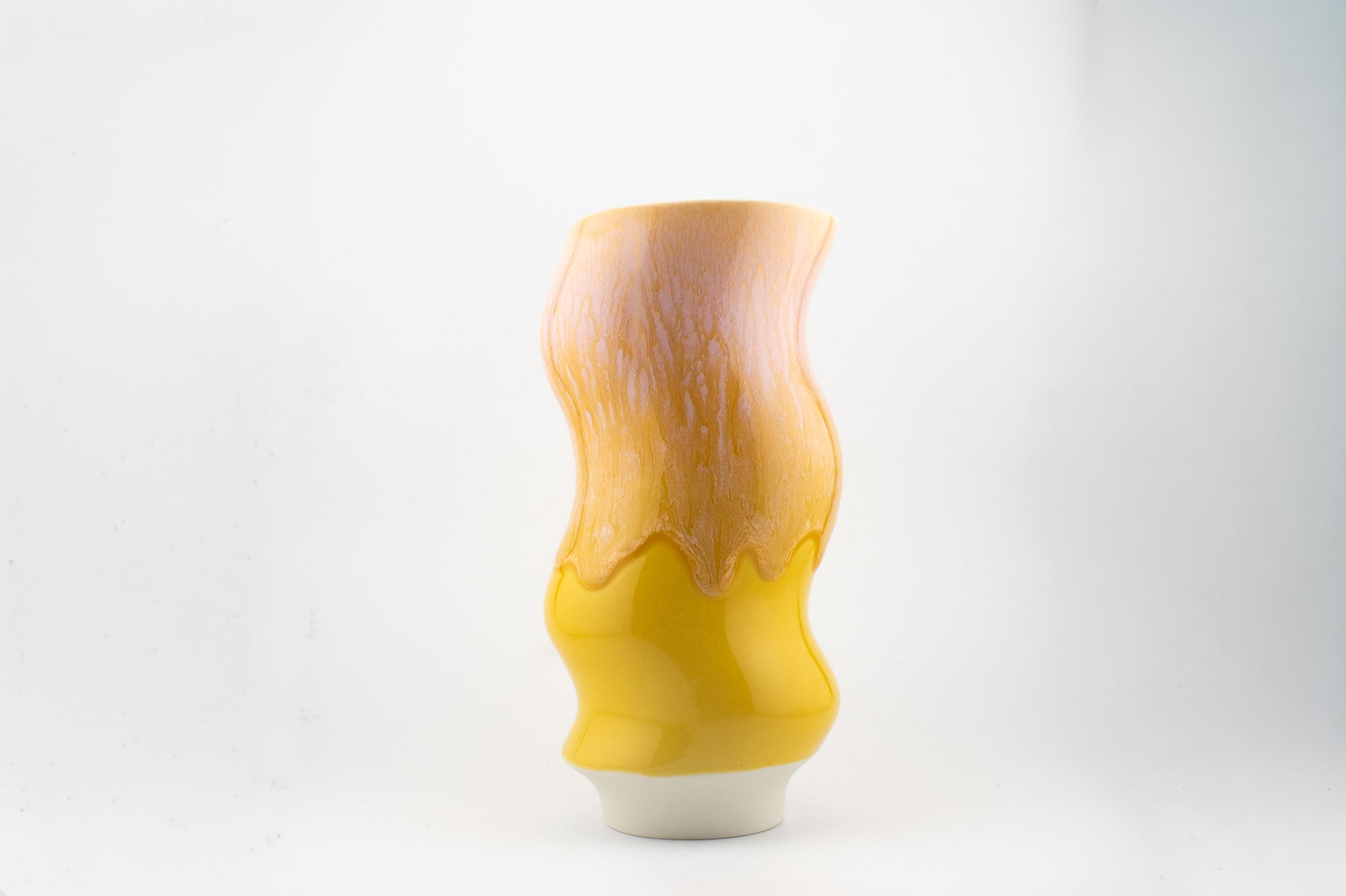 Studio Arhoj - Hana Vase Large [Wave] - BindleStore.