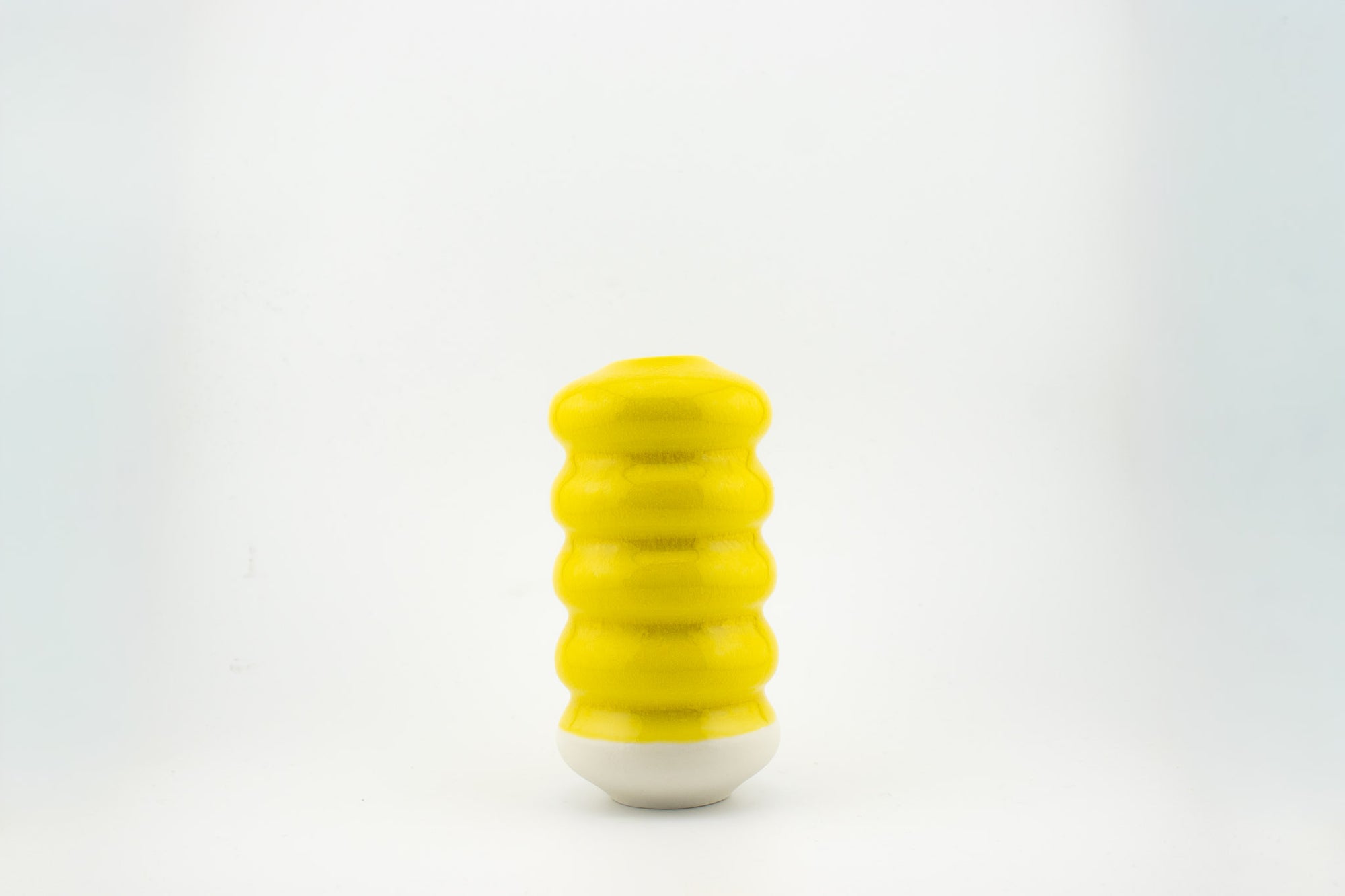 Studio Arhoj - Hana Vase Small [Kiku] - BindleStore.