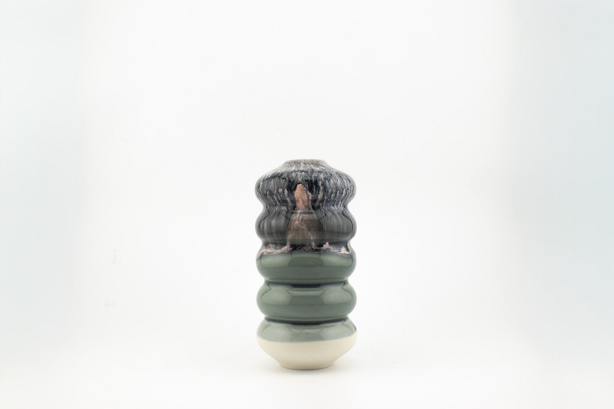 Studio Arhoj - Hana Vase Small [Kiku] - BindleStore.