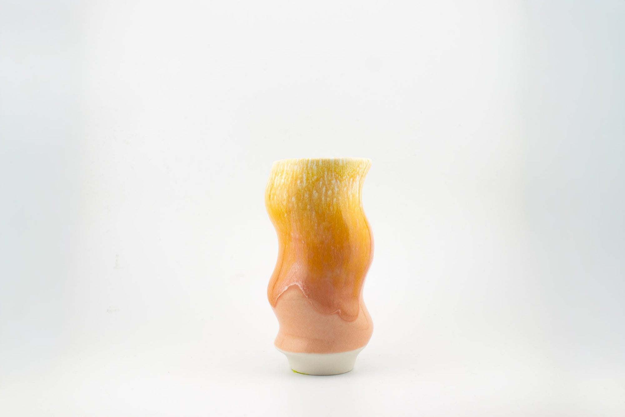 Studio Arhoj - Hana Vase Small [Wave] - BindleStore.