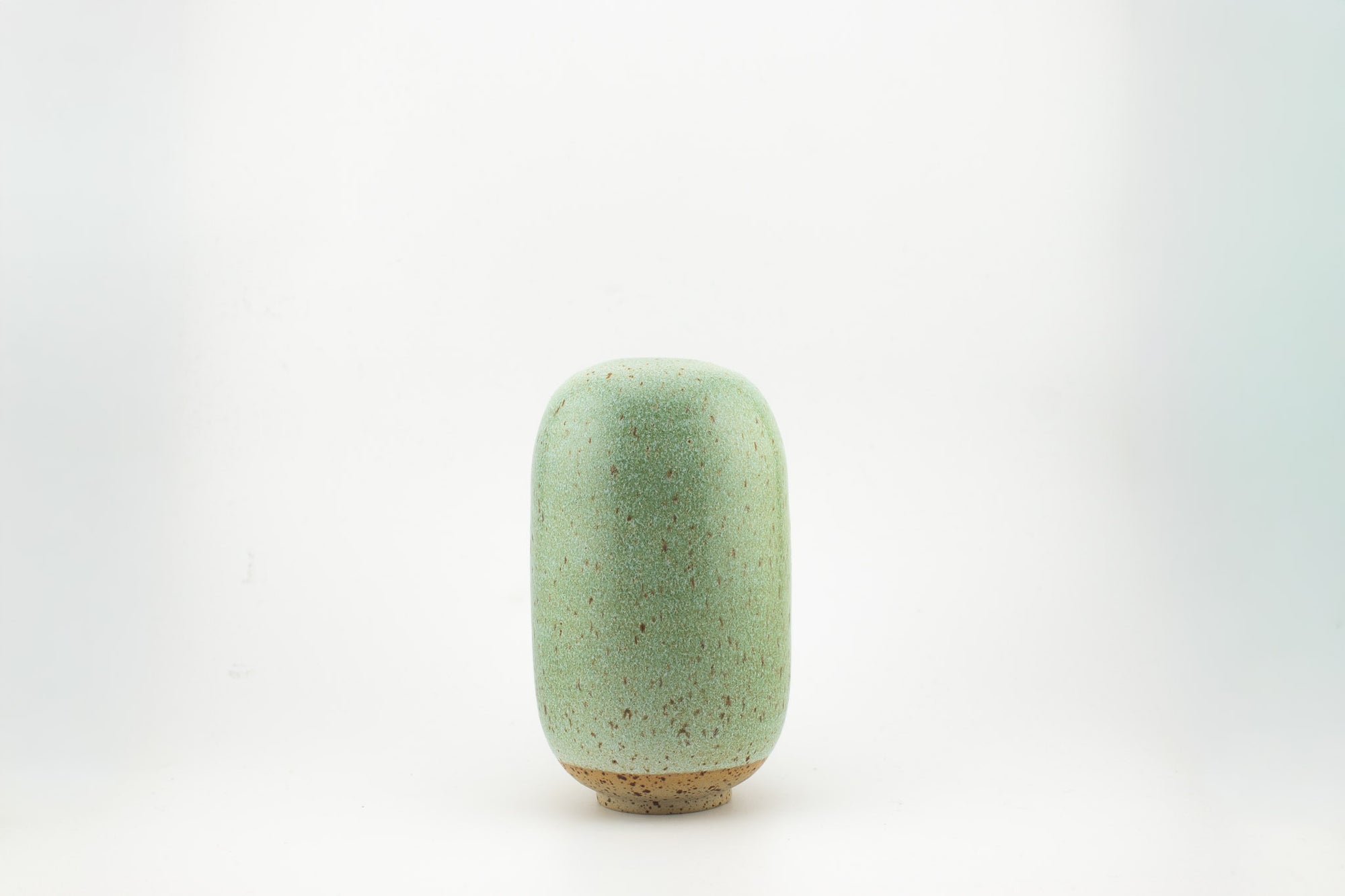 Studio Arhoj - Mini Yuki Vase - BindleStore.