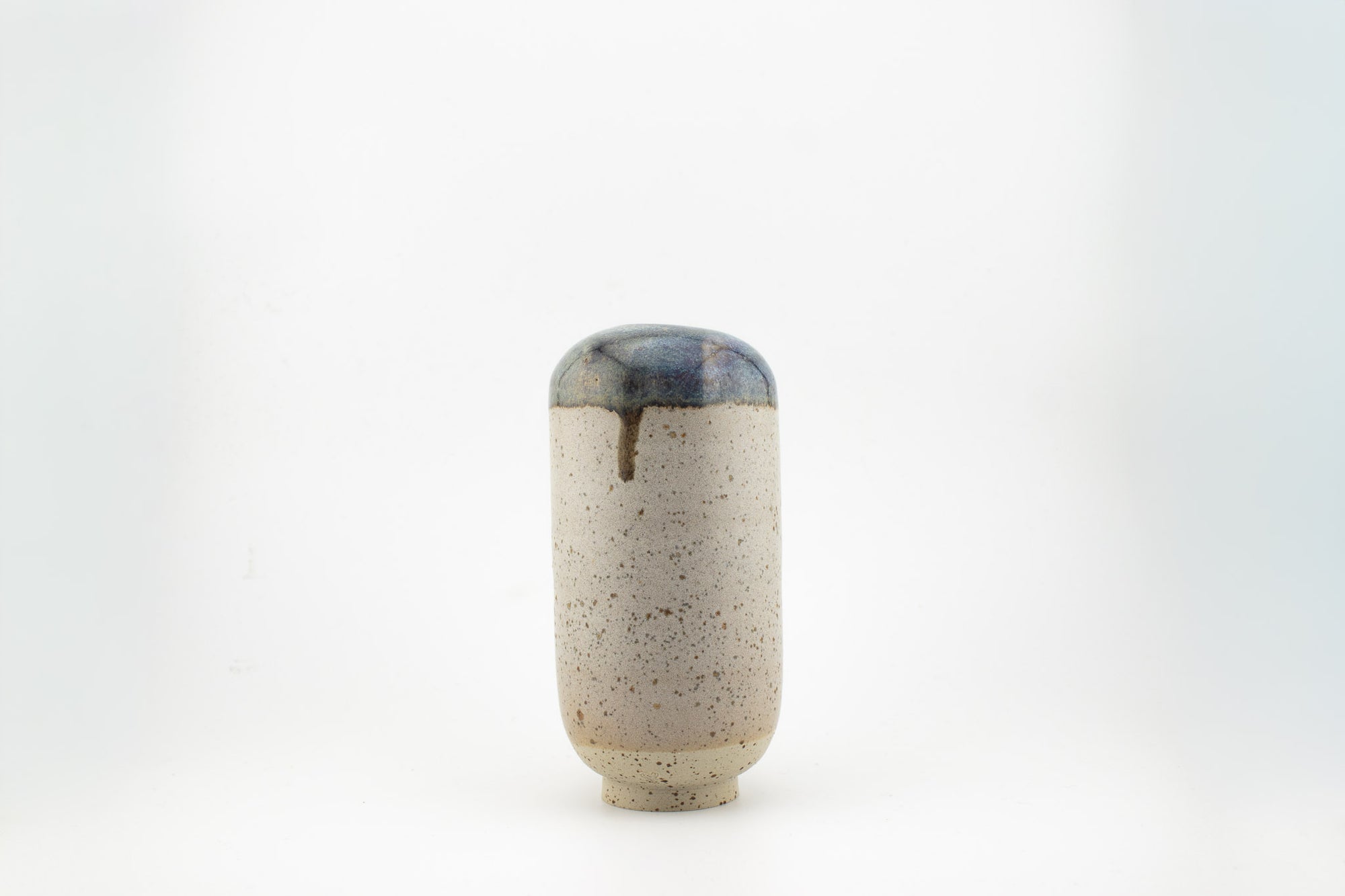 Studio Arhoj - Mini Yuki Vase - BindleStore.