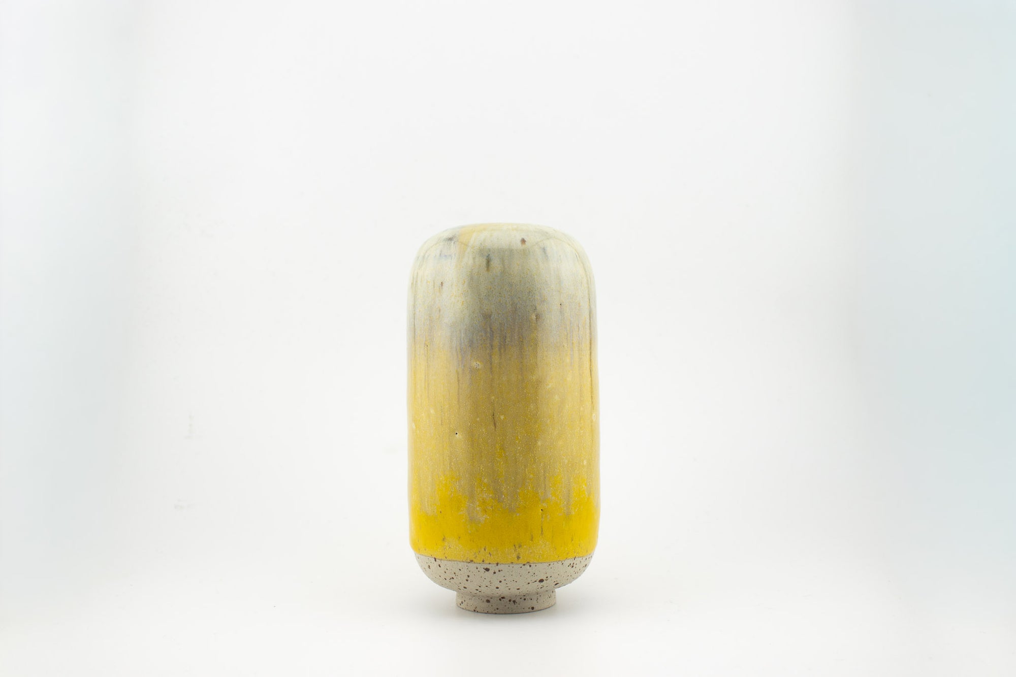 Studio Arhoj - Mini Yuki Vase - BindleStore.