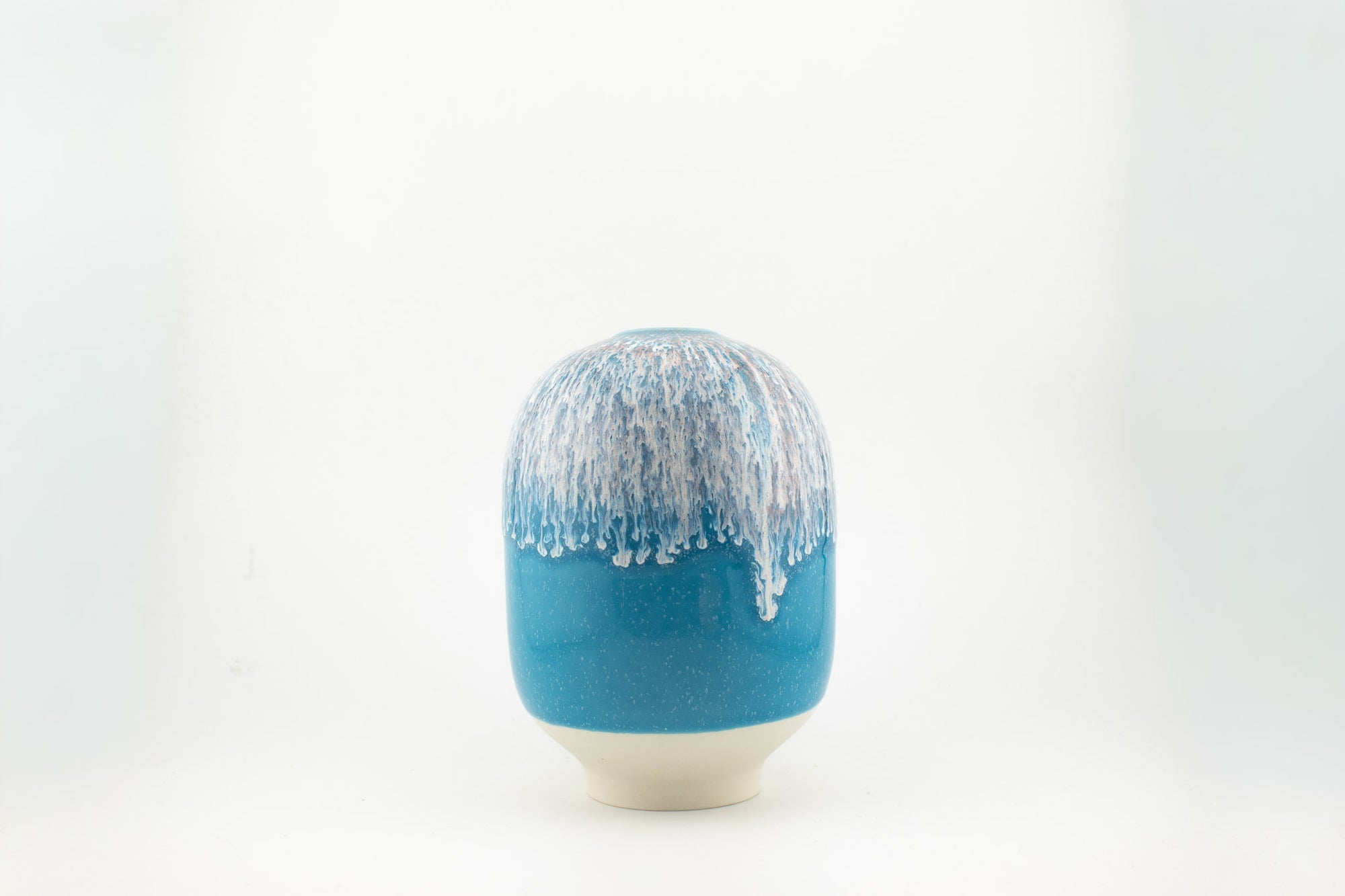 Studio Arhoj - Hana Vase Small [Plum] - BindleStore.