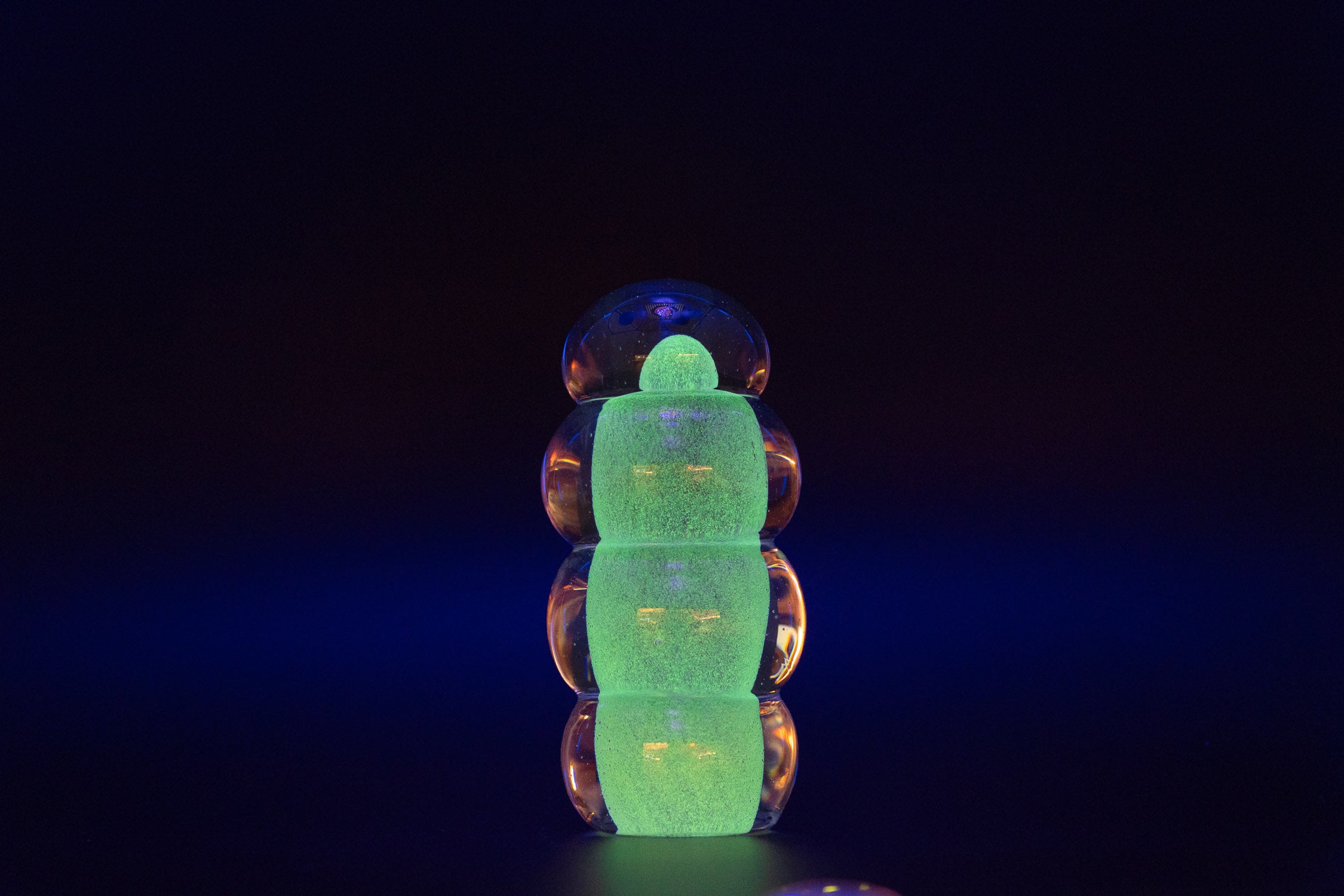 Crystal Blob Glowing | Studio Arhoj