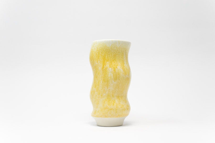 Studio Arhoj - Hana Vase Small [Wave] - BindleStore.