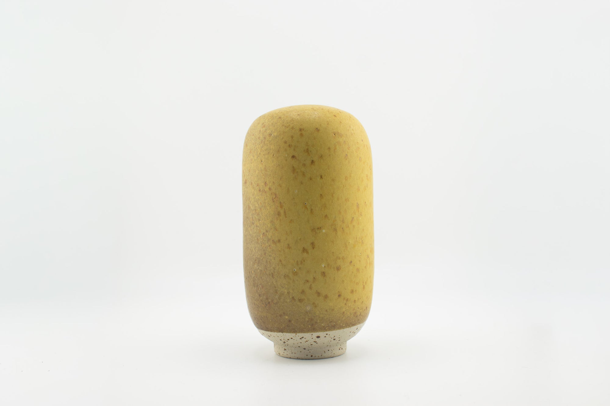 Studio Arhoj - Mini Yuki Vase - BindleStore.