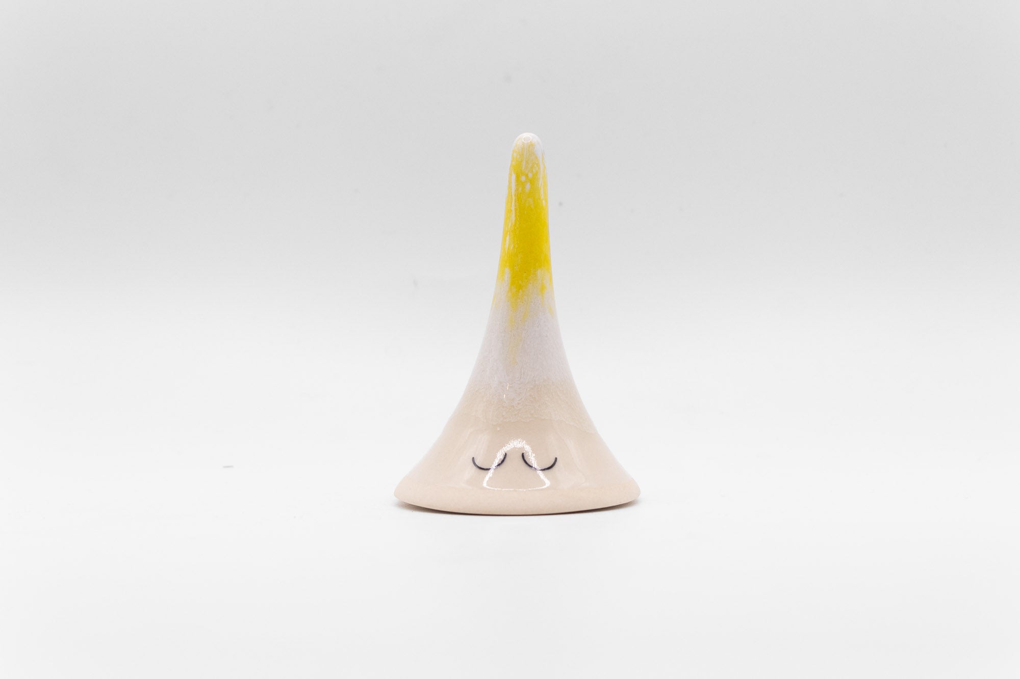 Studio Arhoj - Yoko Ring Holder - BindleStore.