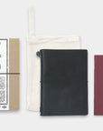 Traveler's Notebook Passport Size [Black]
