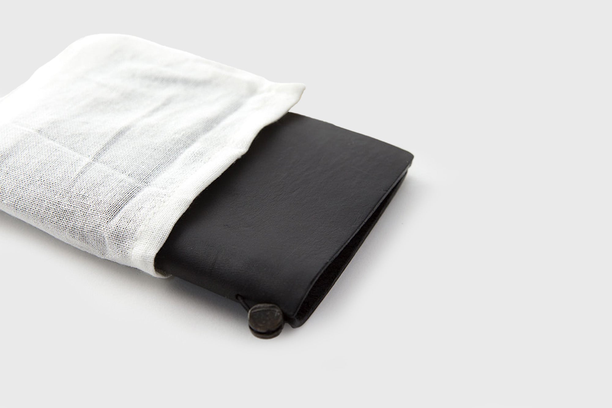 Traveler&#39;s Notebook Passport Size [Black]