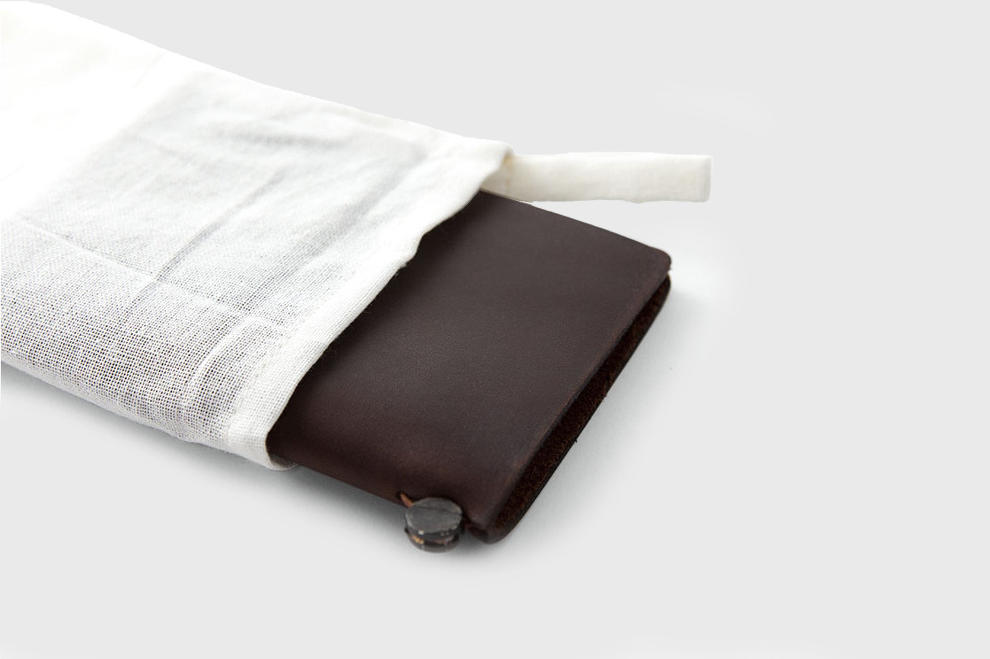 Traveler&#39;s Notebook Passport Size [Brown]