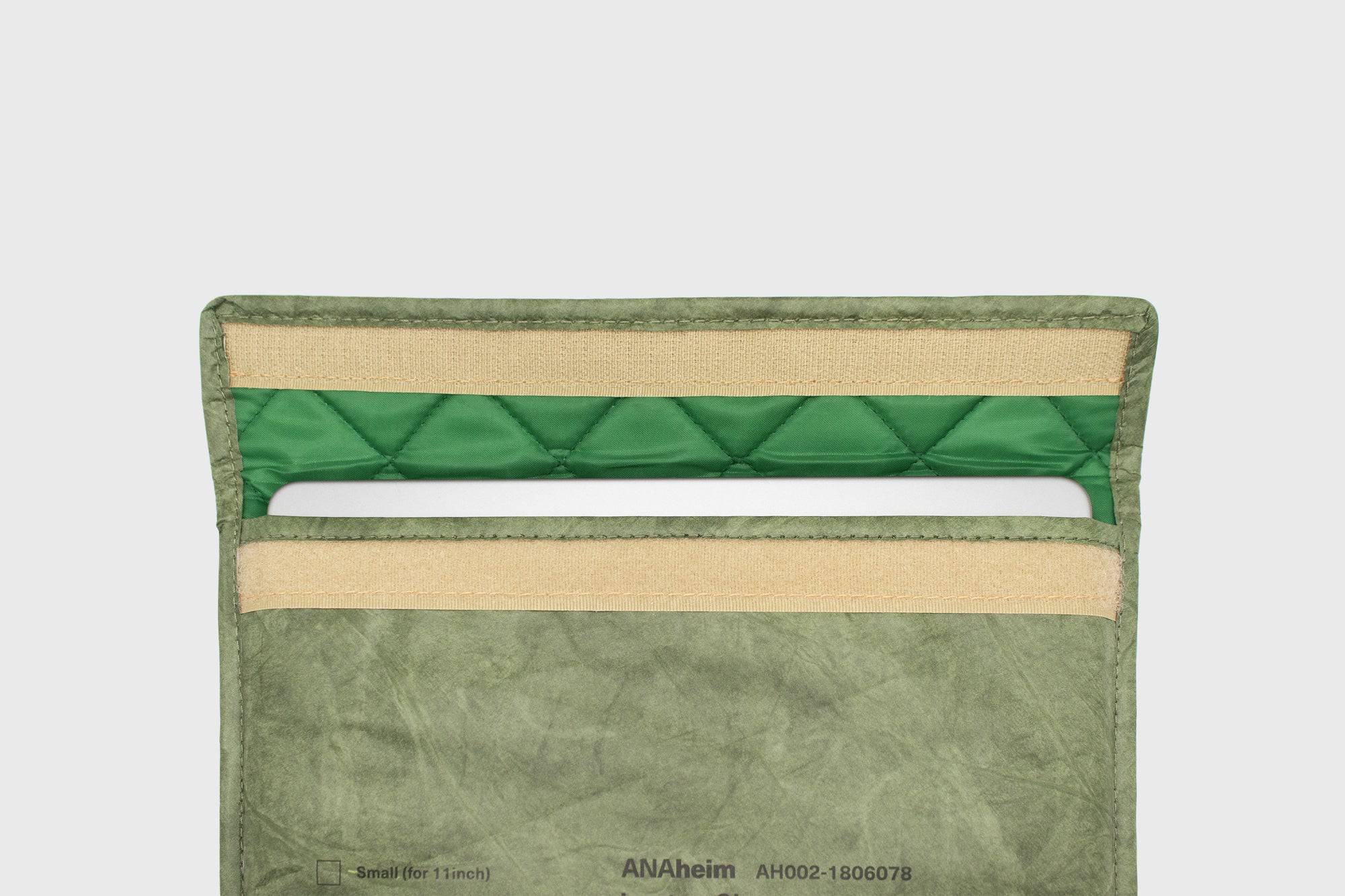 ANAheim - 13/14&quot; TYVEK Laptop Sleeve [Khaki] - BindleStore.