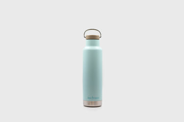 Klean Kanteen light blue 20oz vacuum insulated reusable sustainable steel water bottle – BindleStore. (Deadstock General Store, Manchester)
